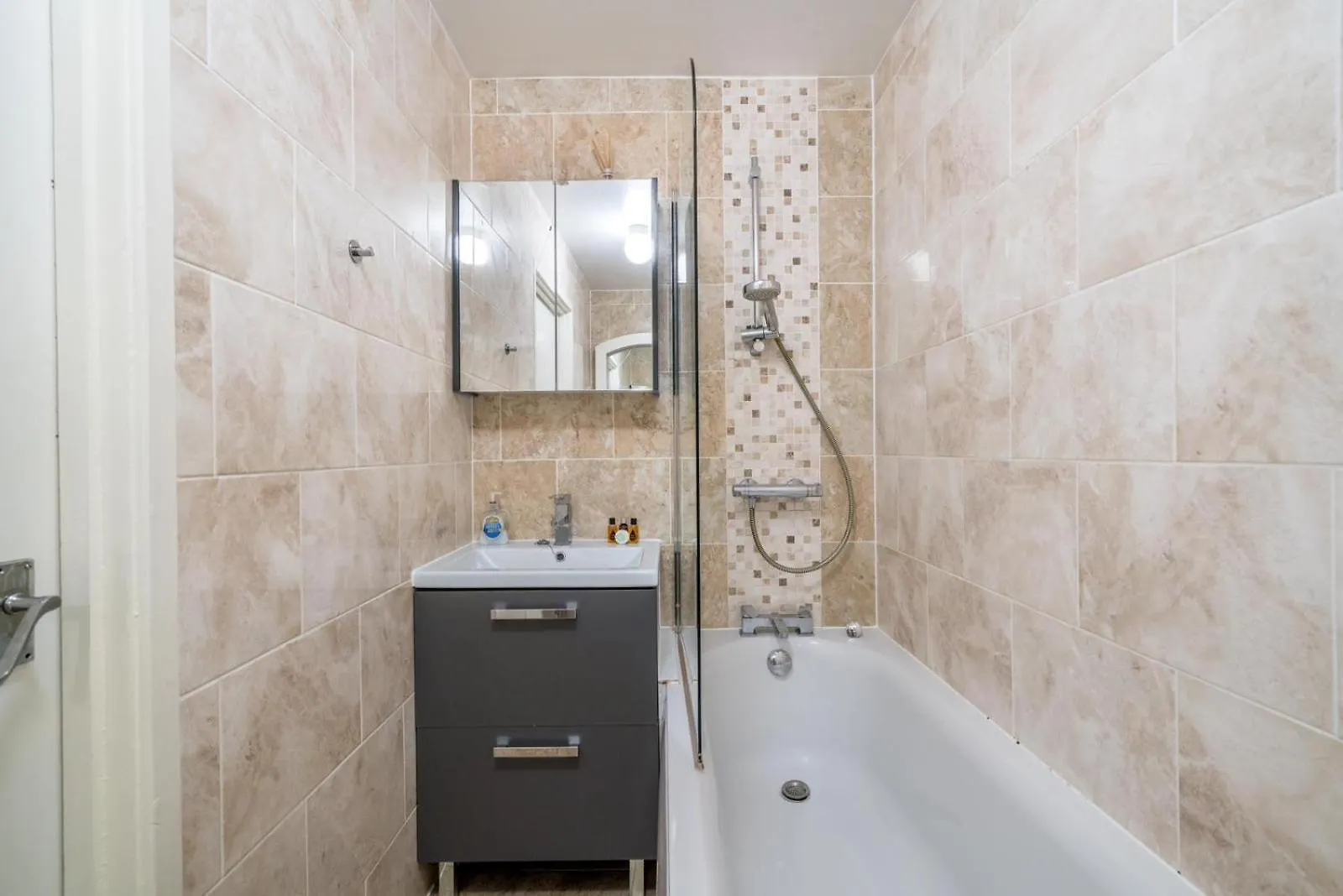 Cozy Apartment In Greater London - 1Br,1 Bath