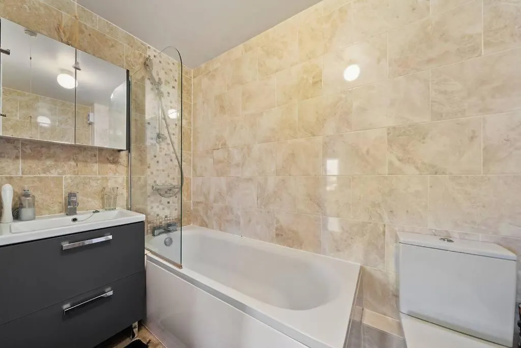 Cozy Apartment In Greater London - 1Br,1 Bath