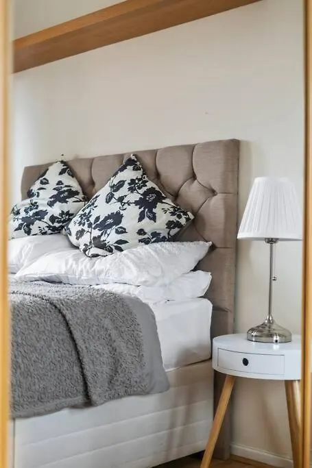 Cozy Apartment In Greater London - 1Br,1 Bath 0*,