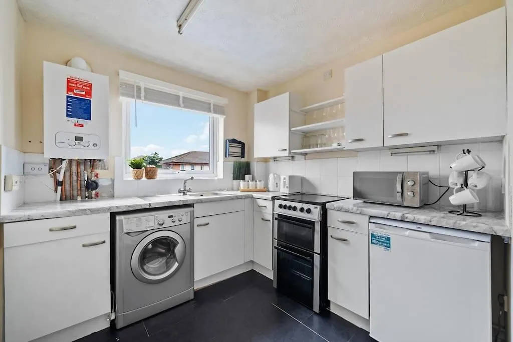 Cozy Apartment In Greater London - 1Br,1 Bath 0*,
