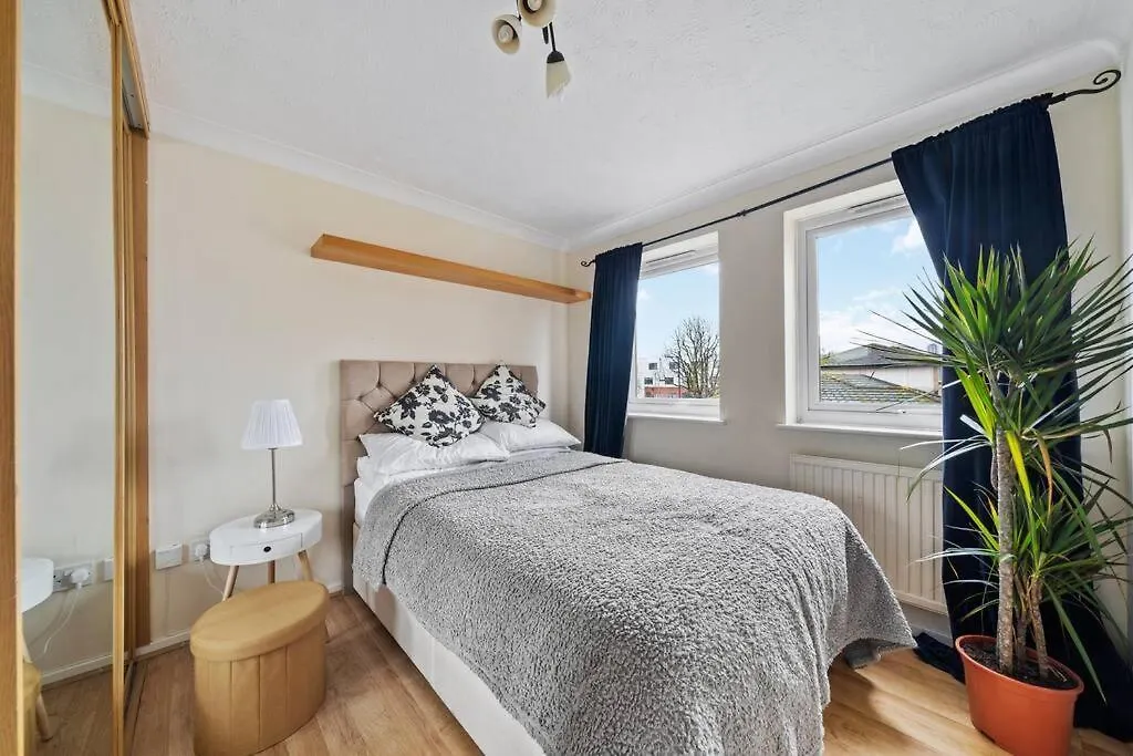 Cozy Apartment In Greater London - 1Br,1 Bath